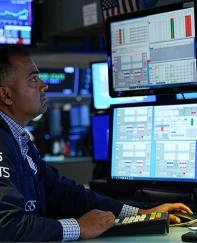 Petrol fiyatları yükseldi, piyasalar temkinli: ABD enflasyon verisi bekleniyor