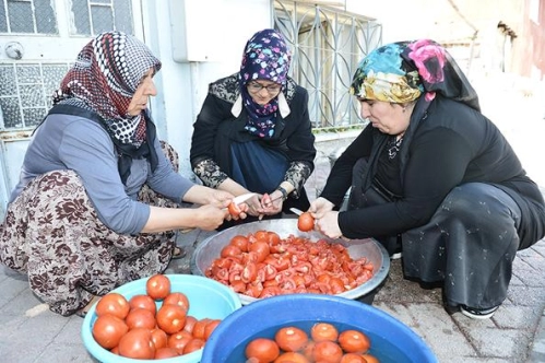 ‘İmece’ usulü kış hazırlığı