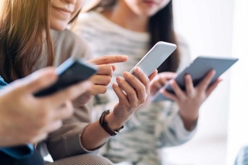 Bazı cep telefonları, sarmalık tütün ve fermente şarapların ÖTV'leri yeniden düzenlendi