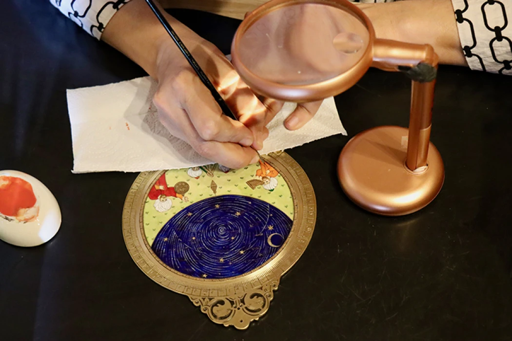 Minyatür sanatı gökyüzünün atlası usturlap ile buluştu
