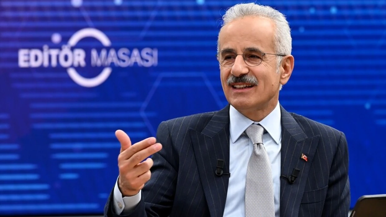 Bakan Uraloğlu açıkladı: Trabzon'a yeni havalimanı geliyor