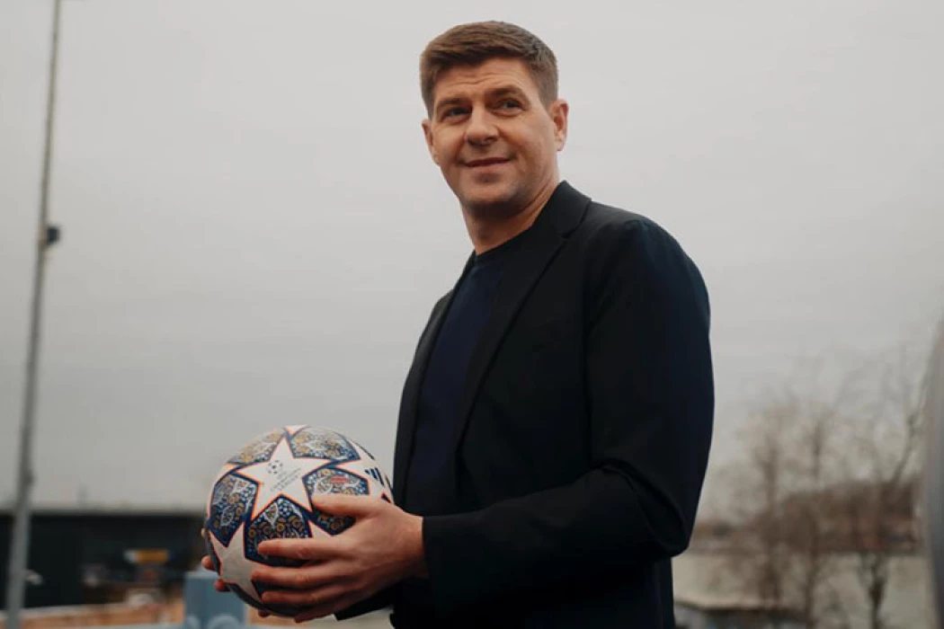 THY dünya futbolunun üç efsane ismini yeni reklam filminde buluşturdu