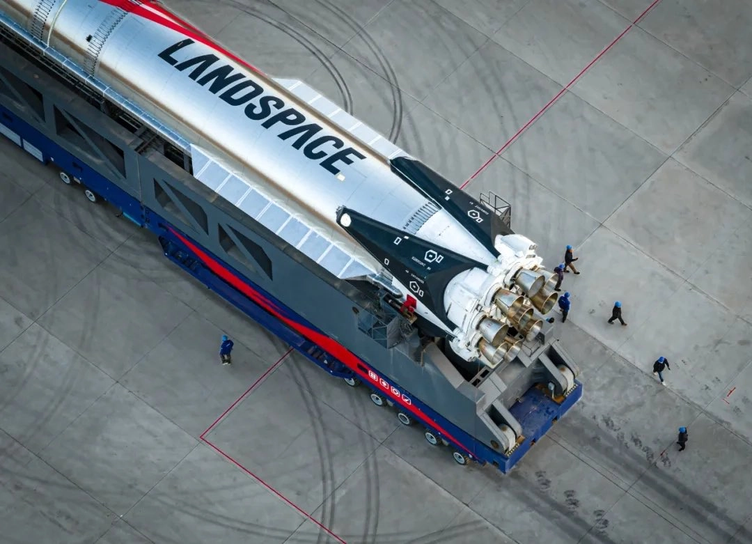 Çin’in SpaceX’e rakip olacak roketi testi başarıyla geçti