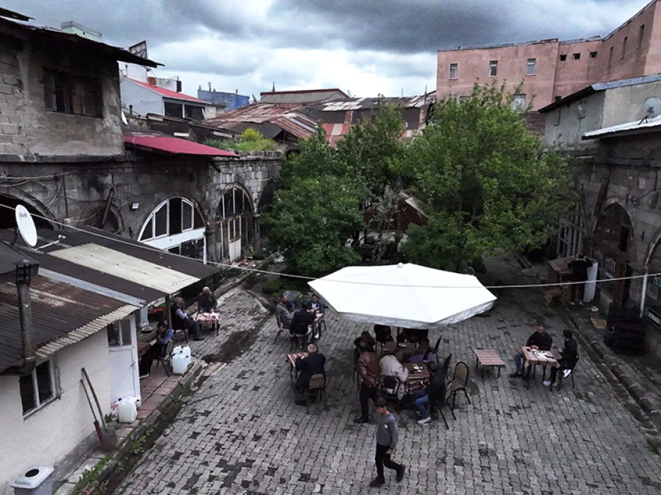 Erzurum'un Osmanlı yadigarı tarihi Hacılar Hanı, eski ihtişamlı günlerine dönecek