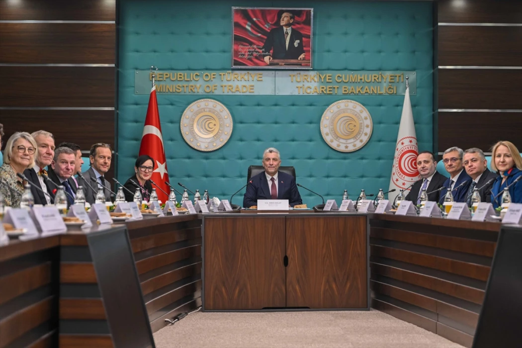 Bakan Bolat, AB büyükelçileriyle bir araya geldi: Yeşil dönüşüm ticareti aksatmamalı