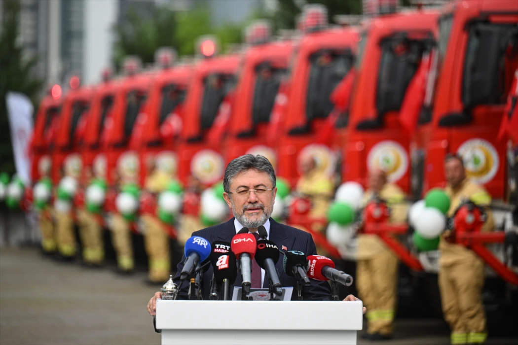 Orman yangınlarıyla mücadelede dev filo güçlendi!
