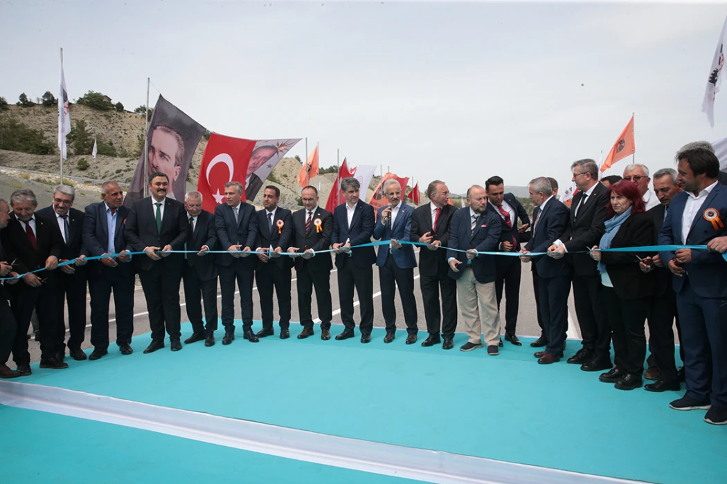 Orta Anadolu Otoyolu projesi hayata geçecek: Trafik rahatlıyor, ulaşım hızlanıyor!