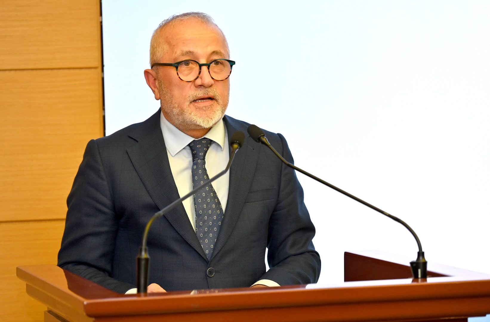 Sigortacılığı kaleme alan gençlere ödül