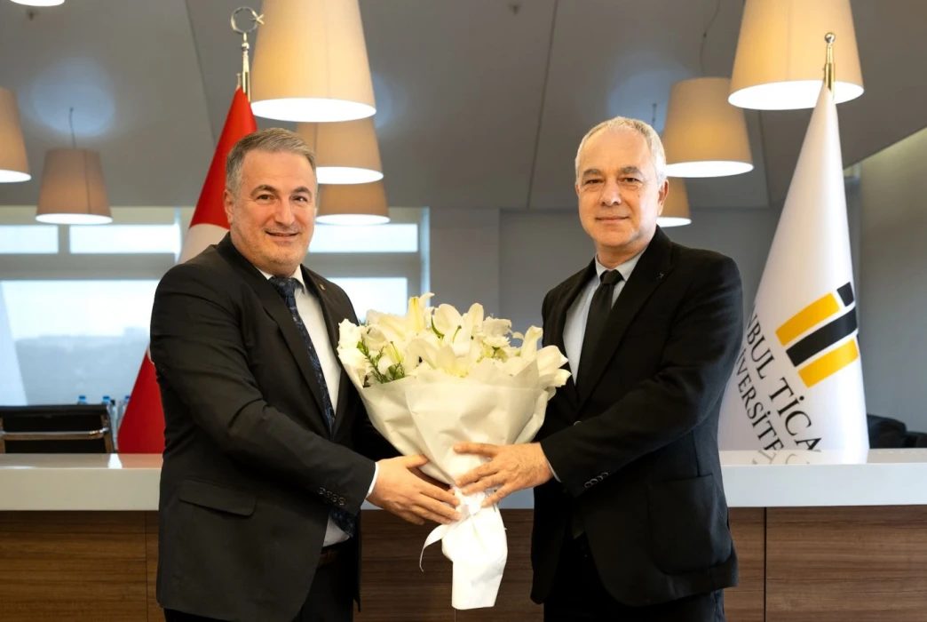 İki fakültenin dekanları değişti