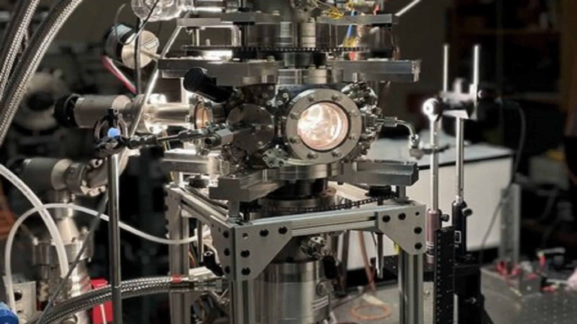 Astrofizik ve sanayi için kritik keşif: Yarı iletken üretiminde ‘fraktal toz’