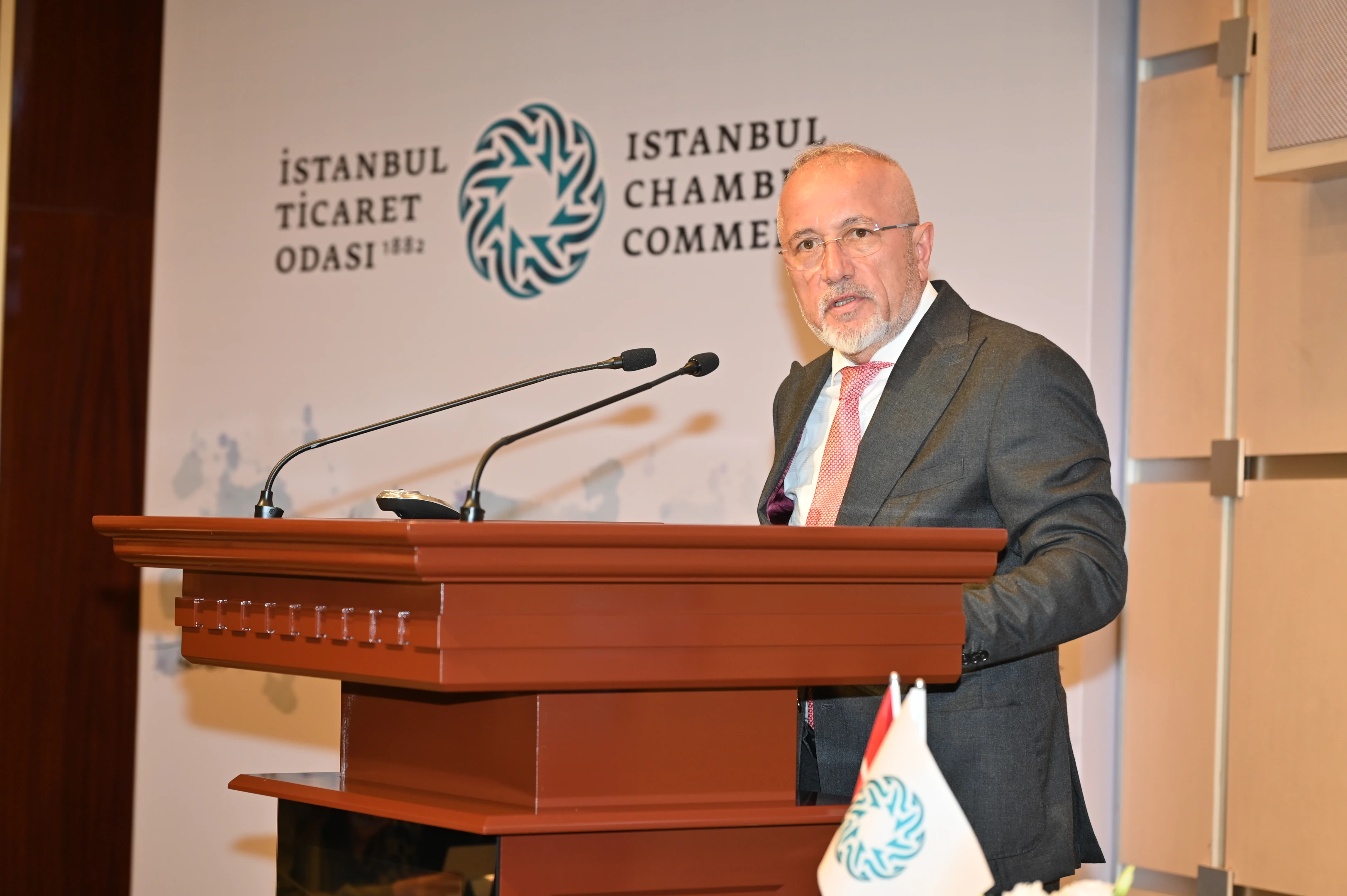 Balıkçı tezgahlarında hamsi bereketi