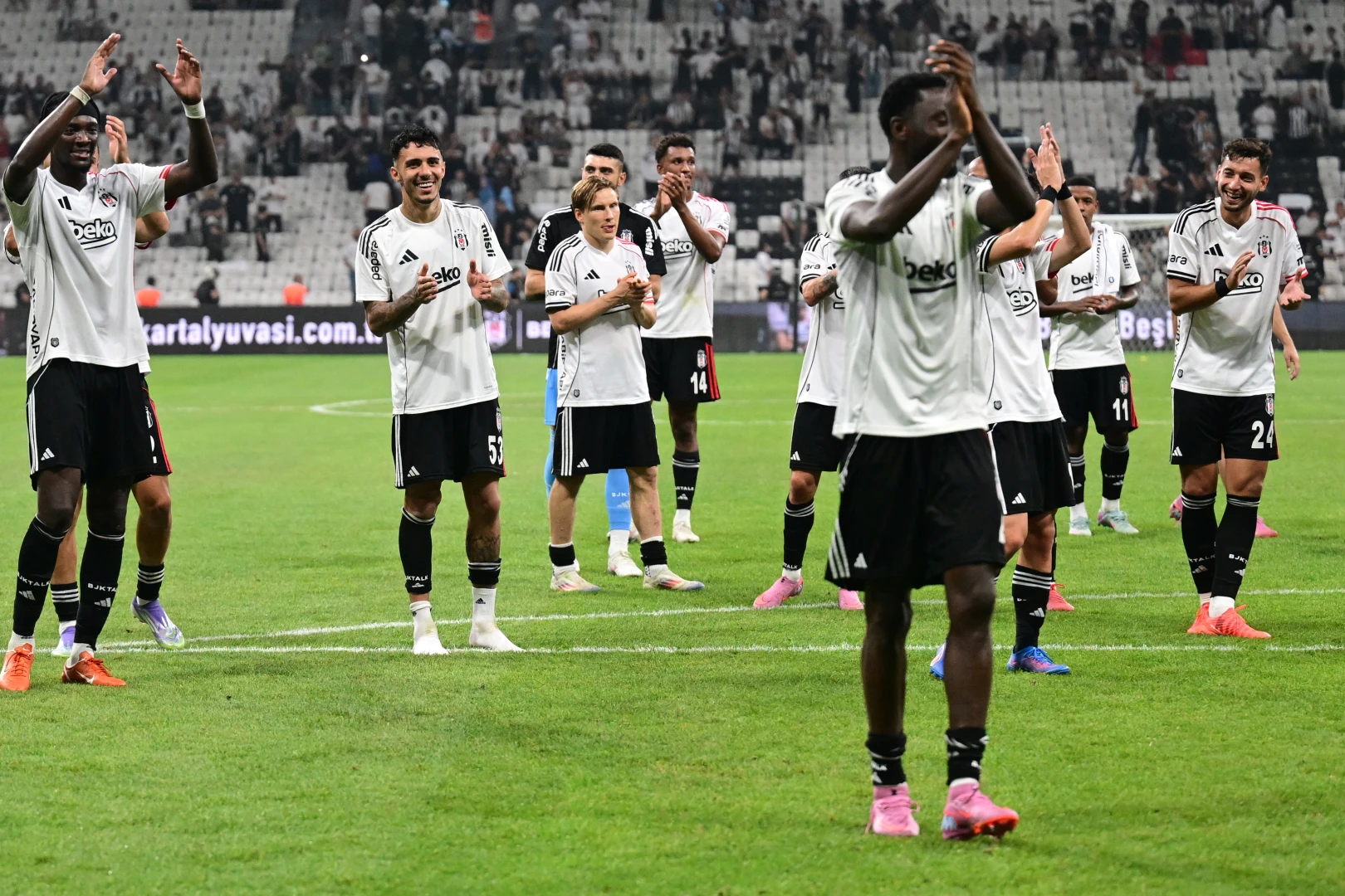 Beşiktaş'ın maçı hangi kanalda? Şifresiz kanalda mı?
