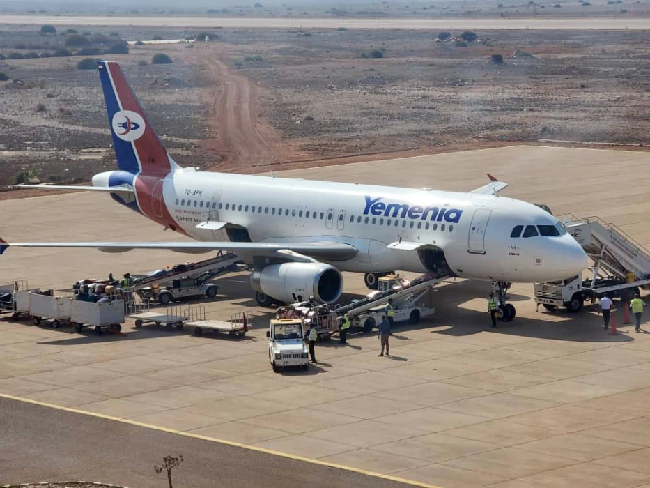 Yemen'de mahsur kalan turistler Suudi Arabistan'a gönderildi