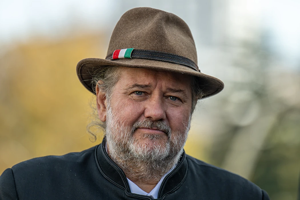 Türk birliğini simgeliyor: 650 kg bronz kullanıldı