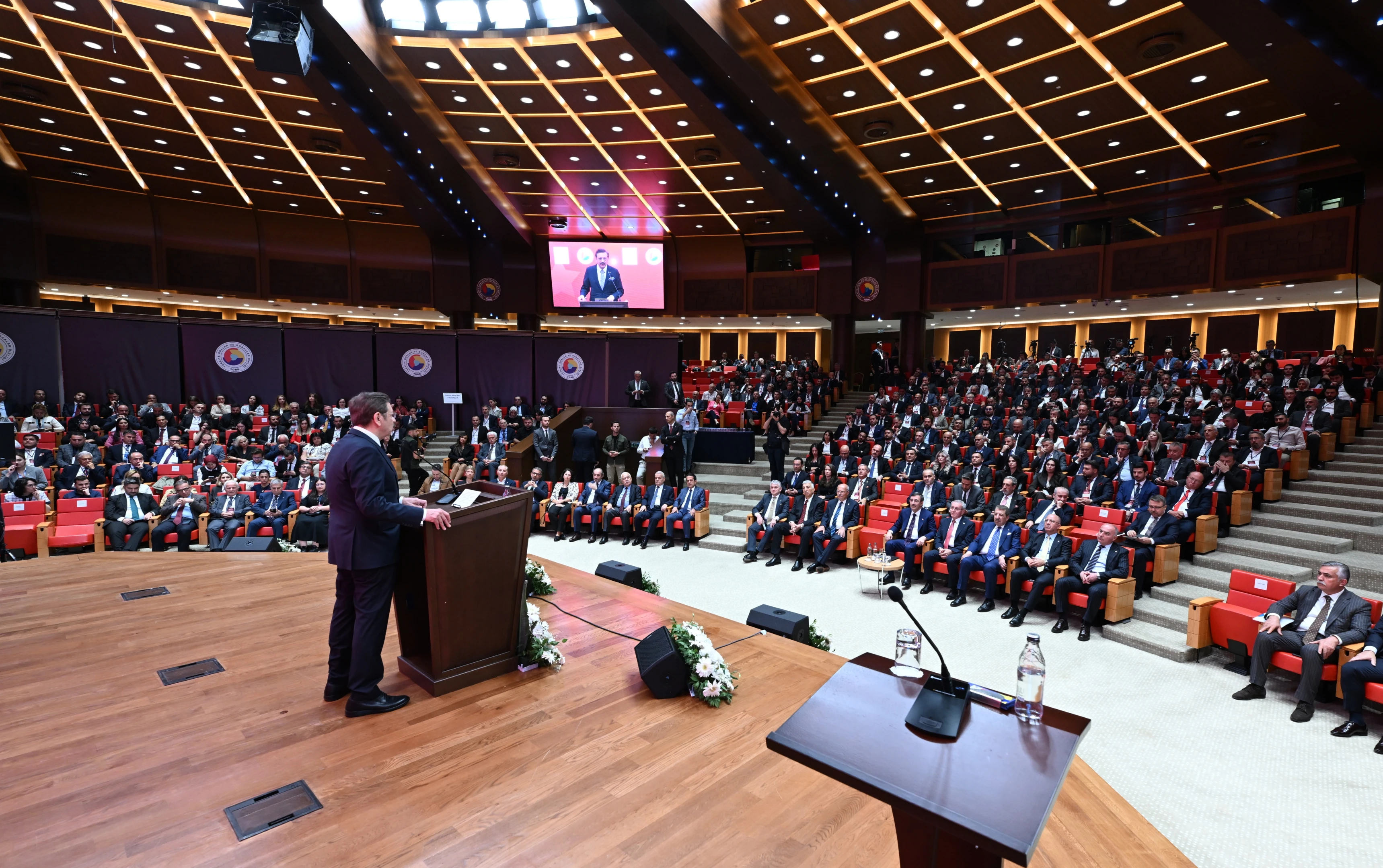 TOBB Başkanı Hisarcıklıoğlu'ndan açıklama: 'Kalkınmanın anahtarı girişimcilik'