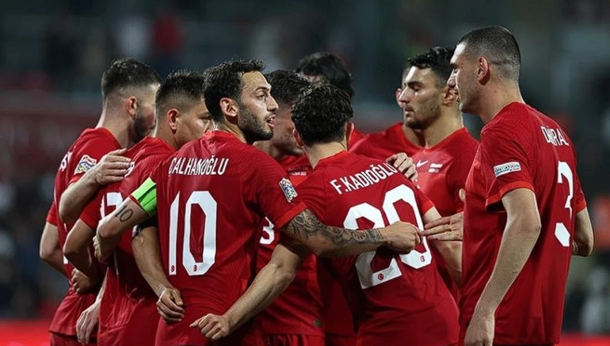 Türkiye maçı hangi kanalda? TRT 1 CANLI izle: Türkiye - Paraguay maçı saat kaçta? İlk 11'de sürpriz!
