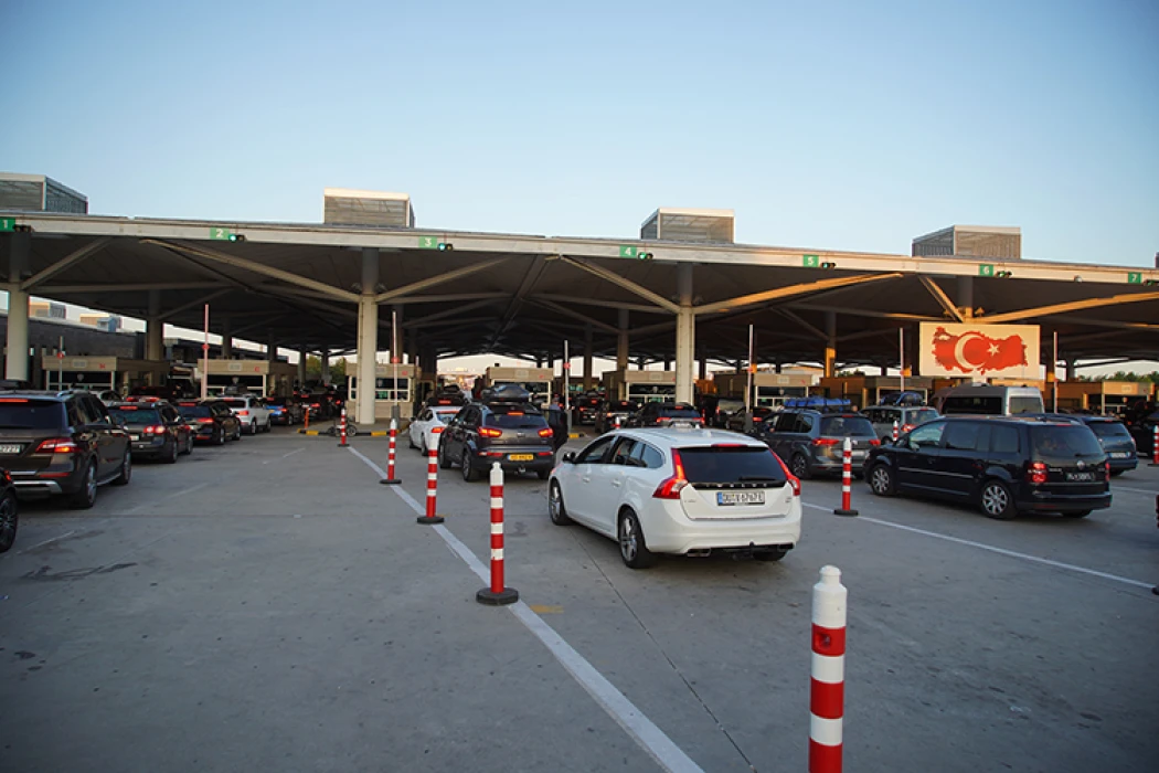 Kapıkule'de sezonun en hareketli günü yaşandı