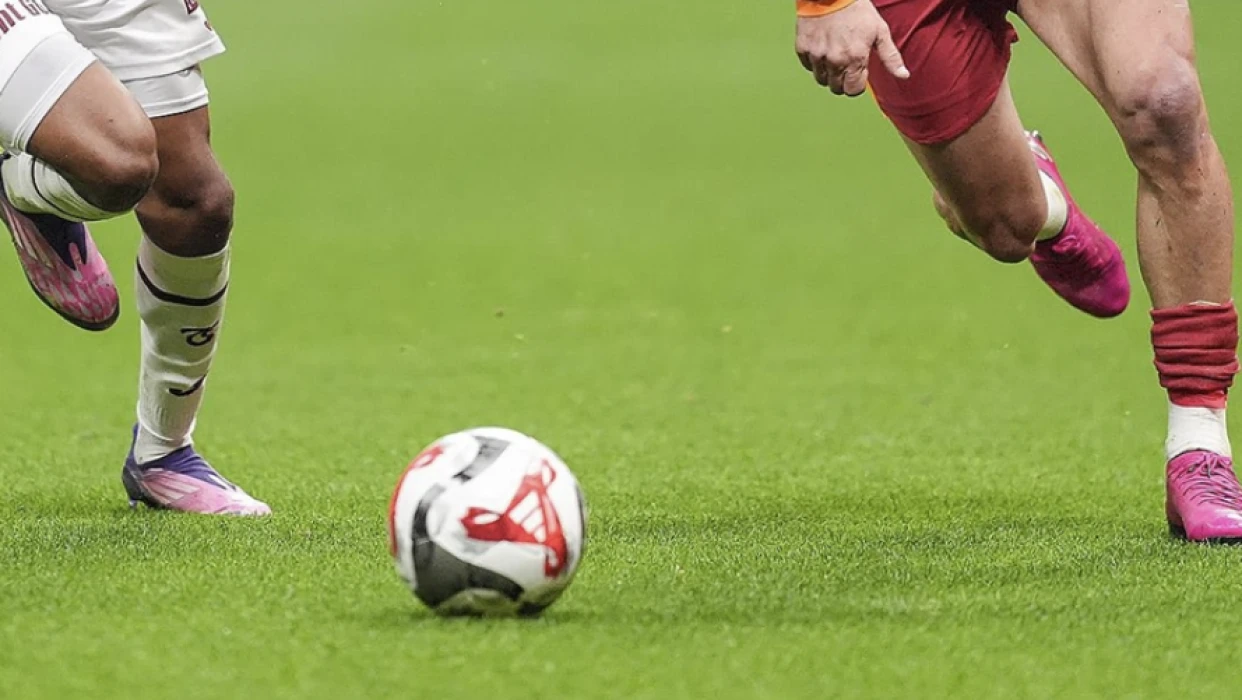 FB maçı ne zaman, saat kaçta? CANLI Brann - Fenerbahçe maçı hangi kanalda? Tedesco'dan sürpriz 11