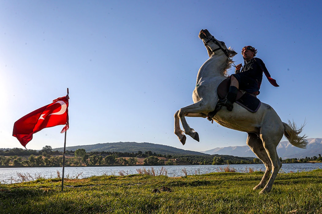Uludağ'ı savunan efelerin torunları kültürlerini belgeselle anlatacak