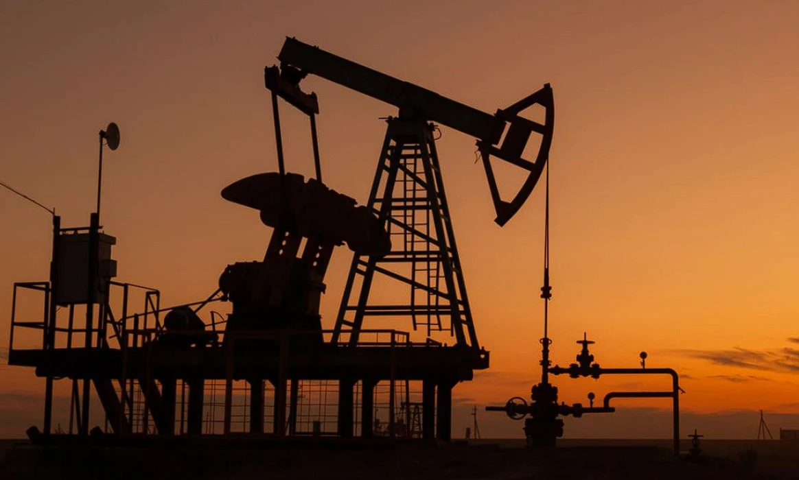 İran Savaşı 100. gününde: Petrol fiyatlarını yüzde 28,4 yükseltti