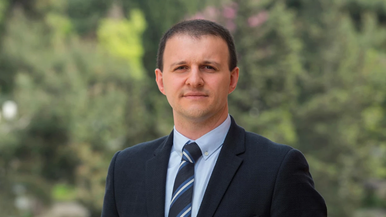 İndirimle hem enflasyonla mücadele hem de piyasalara hareket