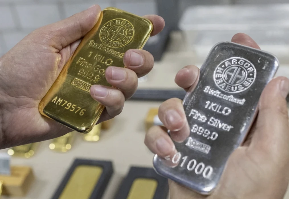 Altın 52 kez rekor kırdı: Yükseliş sürecek mi? 2 yabancı uzmandan 2026 altın fiyatları yorumu