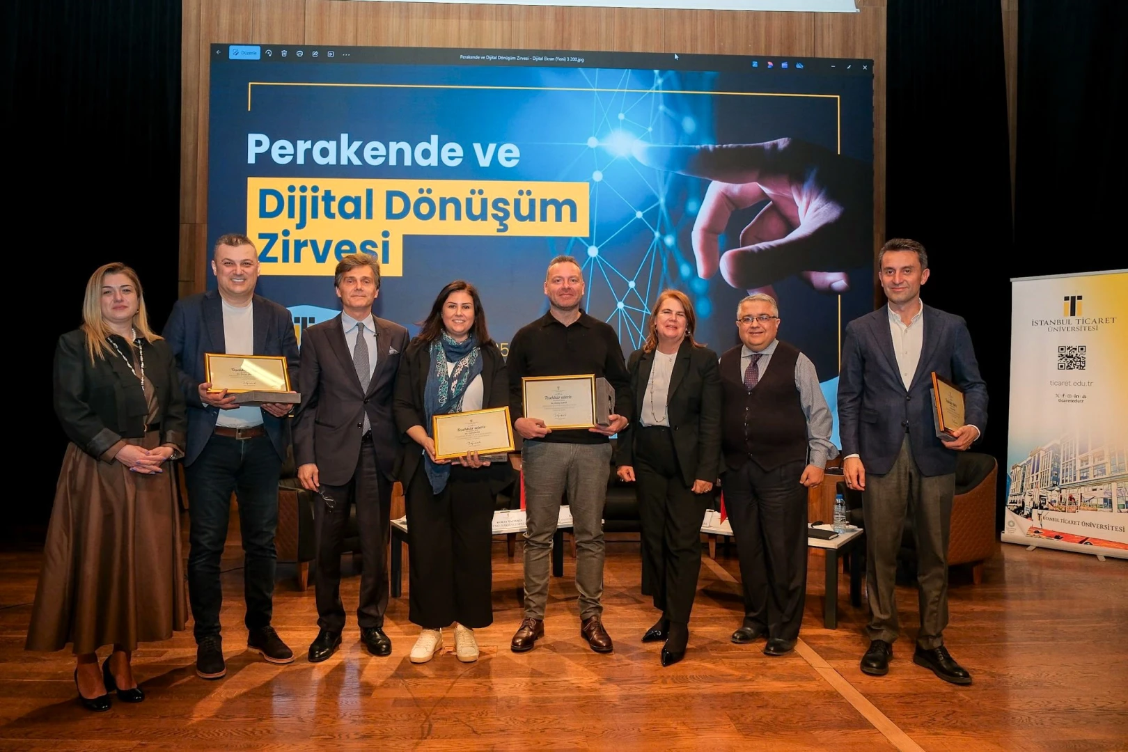 Perakendenin geleceğine ışık tutuldu