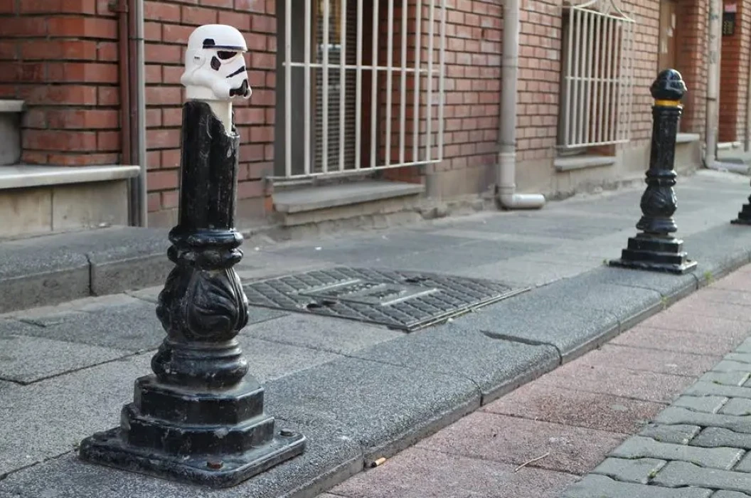 3D tasarımının ardından seramik kolajlarla da sokaklar onarıldı