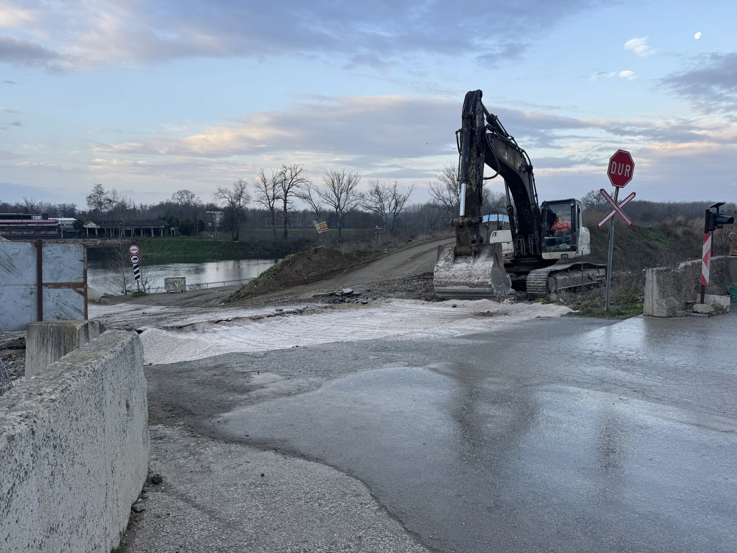 Hızlı tren projesi geliyor! Edirne'de Tunca Köprüsü girişindeki hemzemin geçit kaldırılıyor