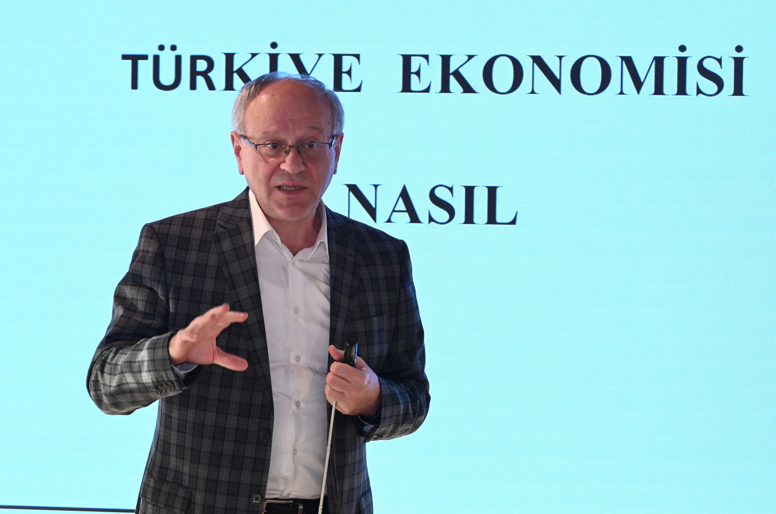 Euro gelirleri dolar bazından büyüdü! İhracata parite dopingi