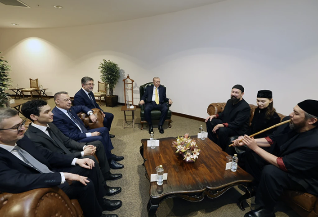 Cumhurbaşkanı Erdoğan, Ay Yola müzik grubunu kabul etti