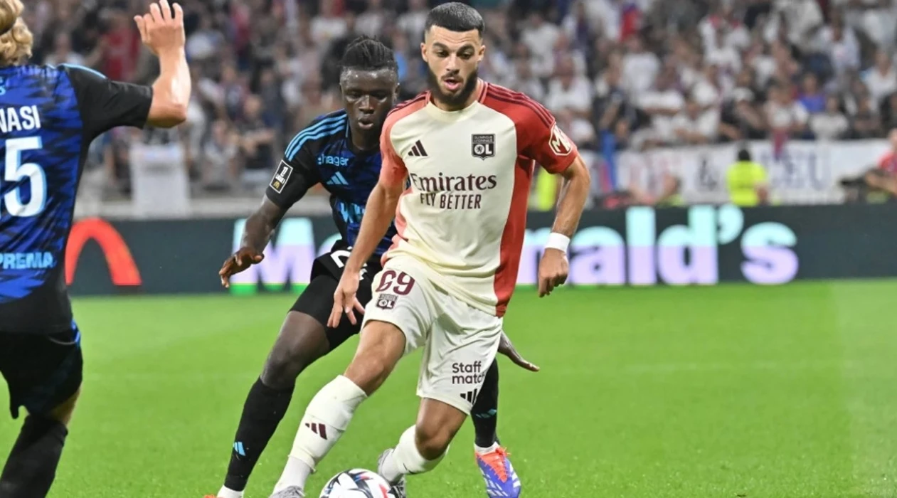 SON DAKİKA: Yıldız futbolcular serbest kalıyor! Lyon'un yetenekleri yeni takımlarını bekliyor