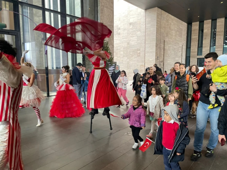 AKM Çocuk Festivali başladı