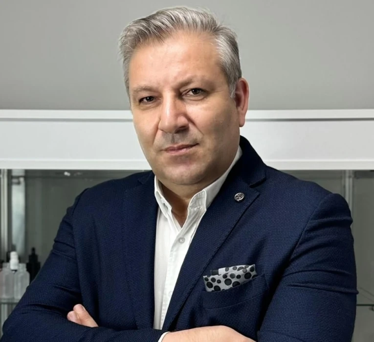Bayramların yarım asırlık kokusu zamana direniyor