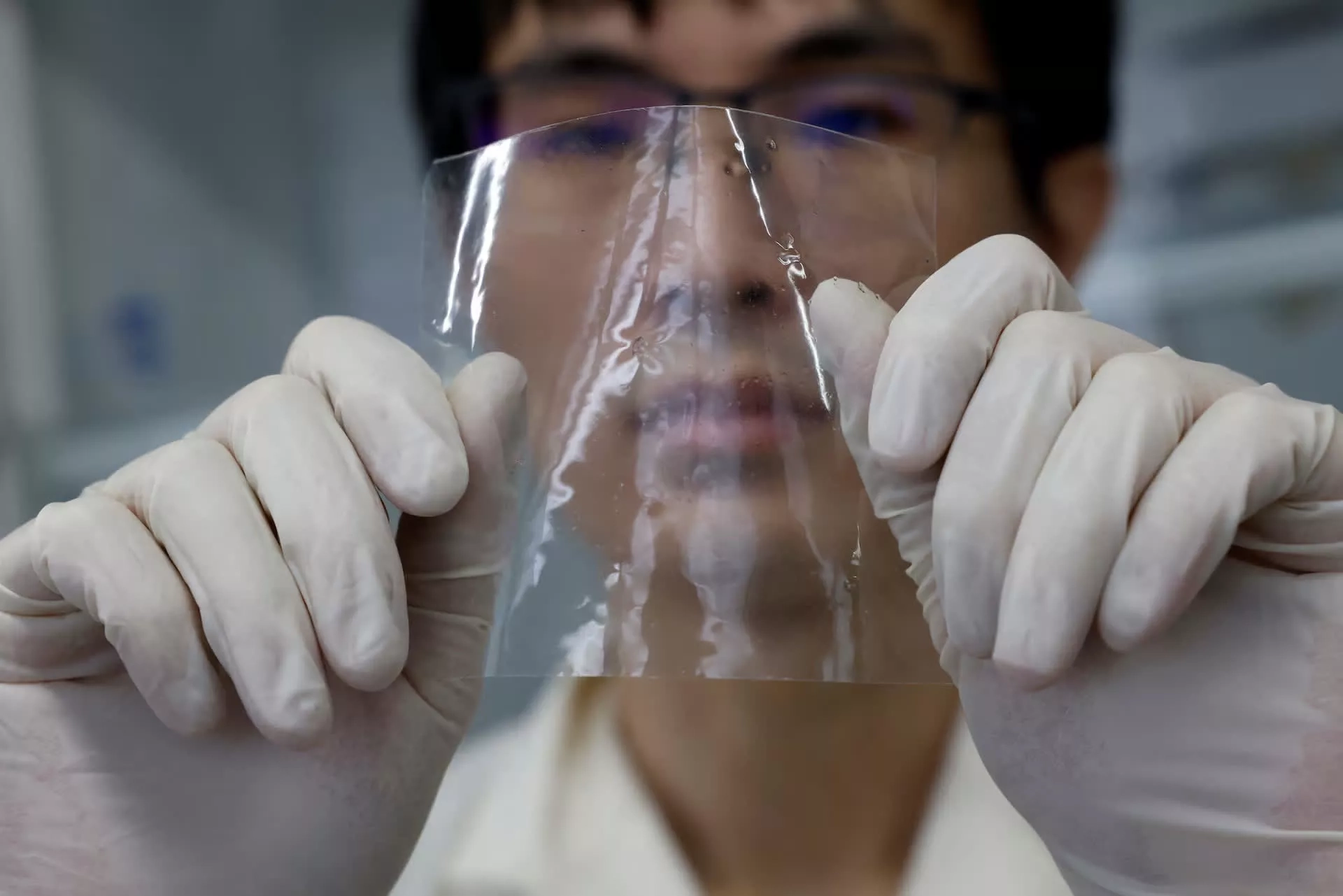 Okyanusta çözünen zararsız yeni nesil plastik