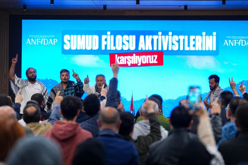 Sumud Filosu aktivistleri: Türkiye'nin uçaklarını orada gördüğümüzde hepimiz rahatladık