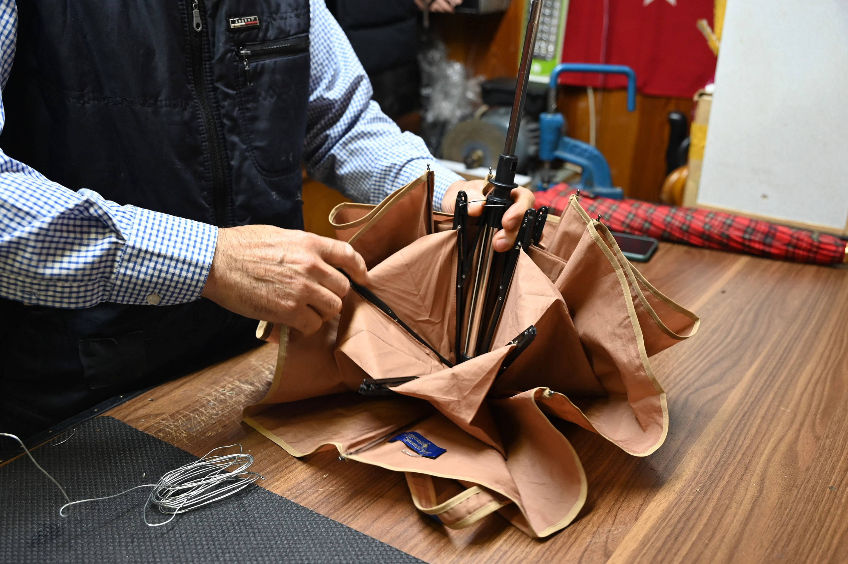 Şemsiye kullanmak bir kültür işi