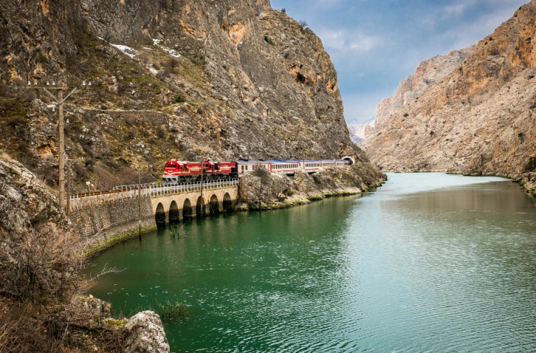 Turistik Doğu Ekspresi yola çıkıyor: 2025-2026 sezonu fiyatları açıklandı