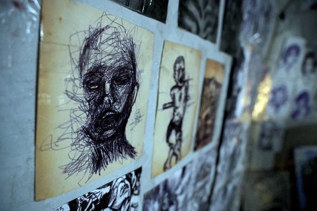 Gazzeli ressam Zaanin, İsrail saldırılarının bıraktığı yıkımı ve kaybolan hayalleri tuvale yansıtıyor