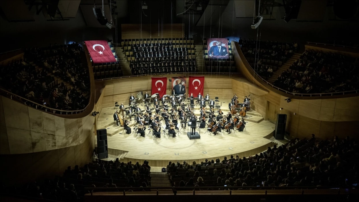 CSO, Gazi Mustafa Kemal Atatürk anısına özel konser verdi