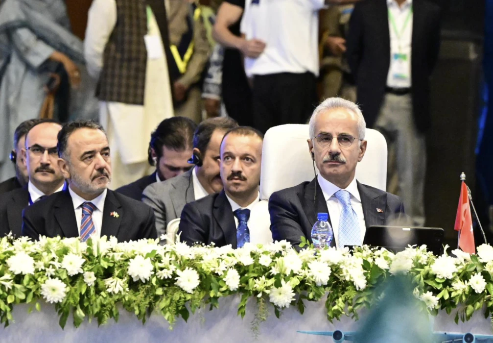 Türkiye Orta Koridor’un kilit ülkelerinden! Bakan Uraloğlu: Birçok yeni adım atıyoruz
