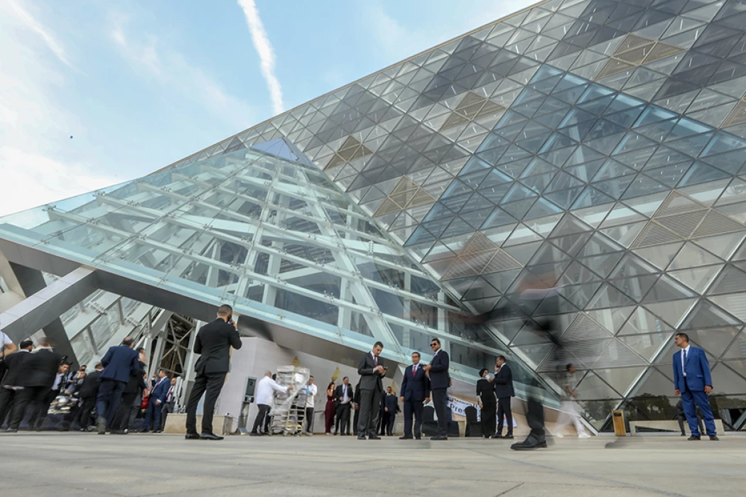 4. piramit olarak adlandırılan Büyük Mısır Müzesi açıldı