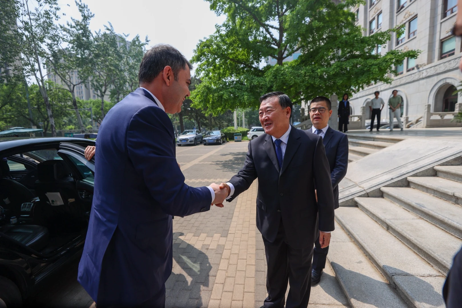 Bakan Kurum Pekin'de! Türkiye ile Çin’den şehircilikte stratejik iş birliği