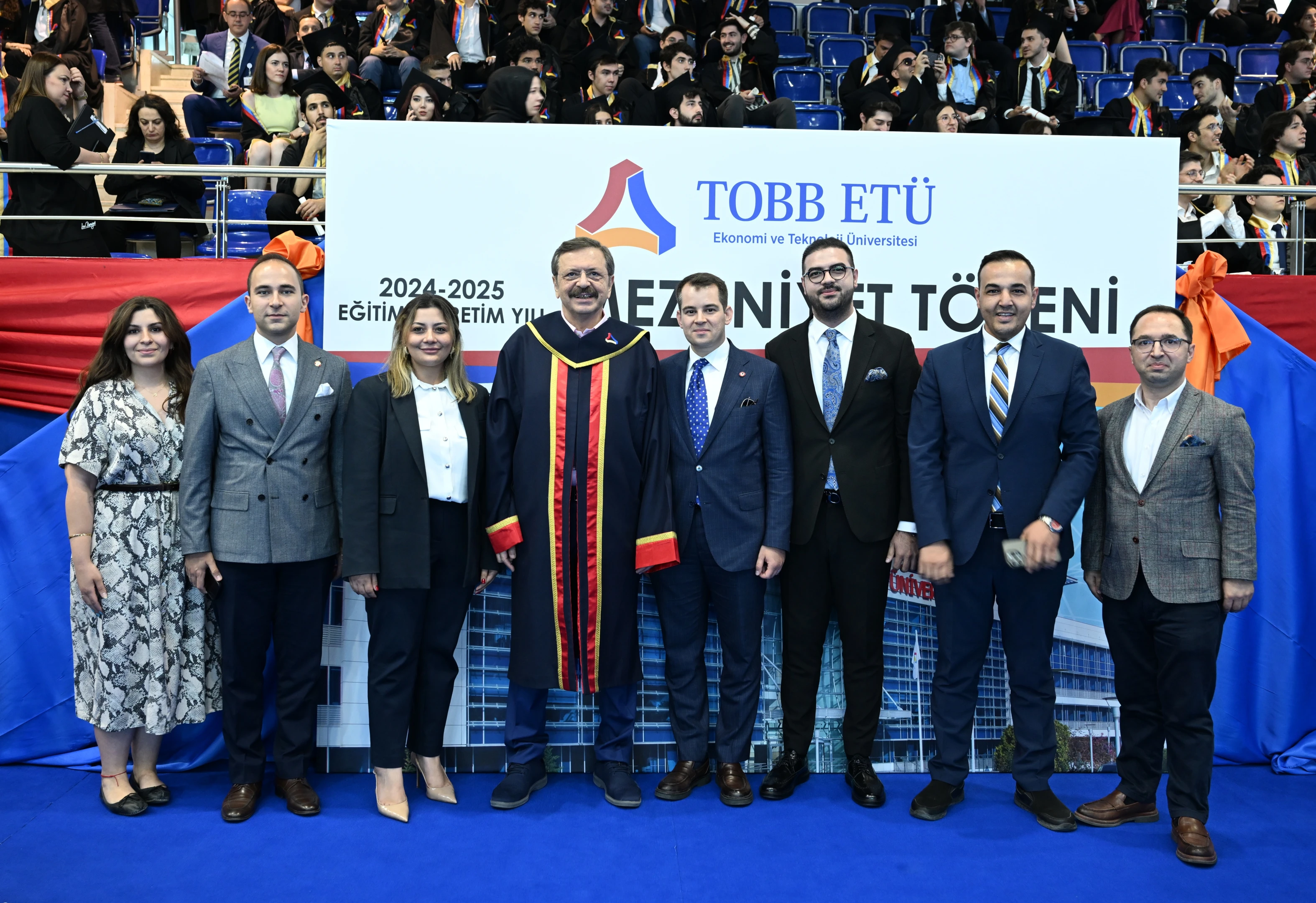TOBB ETÜ’de mezuniyet heyecanı yaşandı