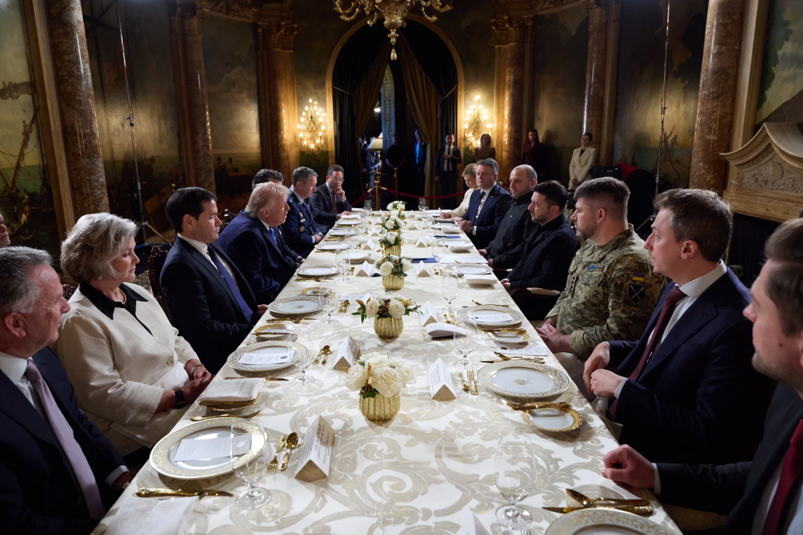 Trump, Zelenskiy ile görüştü: 'İkinci Dünya Savaşı’ndan bu yana en büyük savaşı bitirmek üzereyiz'