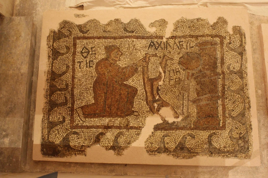 Troya Roma’daki Kolezyum’da dünya sahnesine çıkıyor