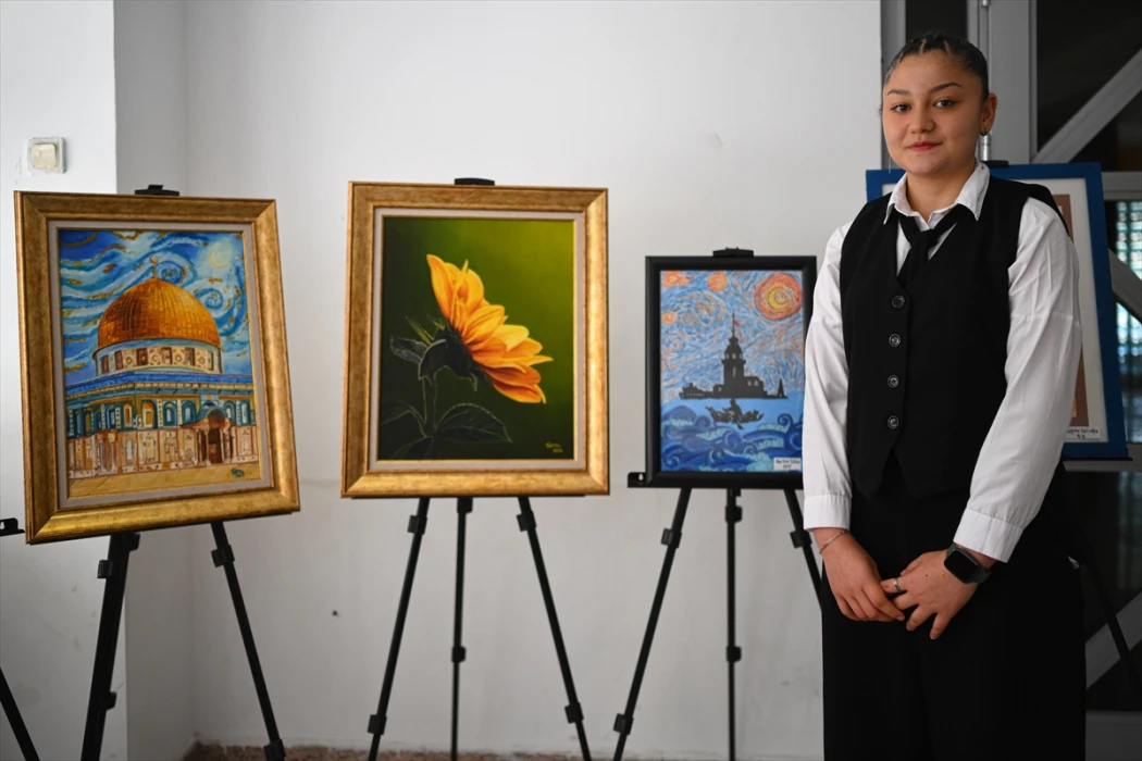 Lise öğrencileri Van Gogh'u "Türkiye ve Avrupa turu"na çıkardı