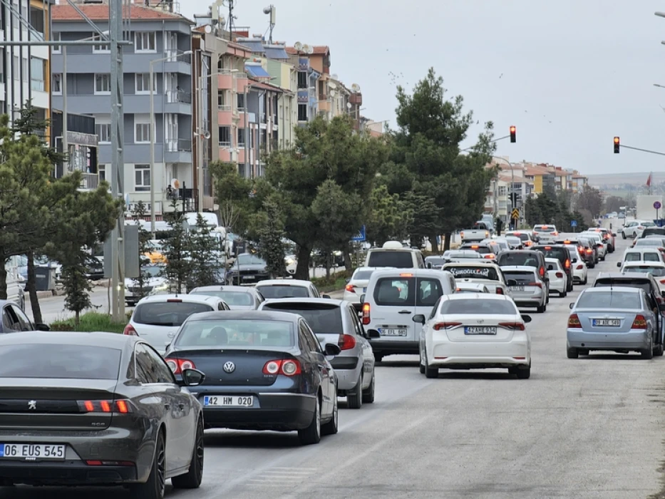 Tatilciler dönüyor: İstanbul'da trafik yoğunluğu yükseldi