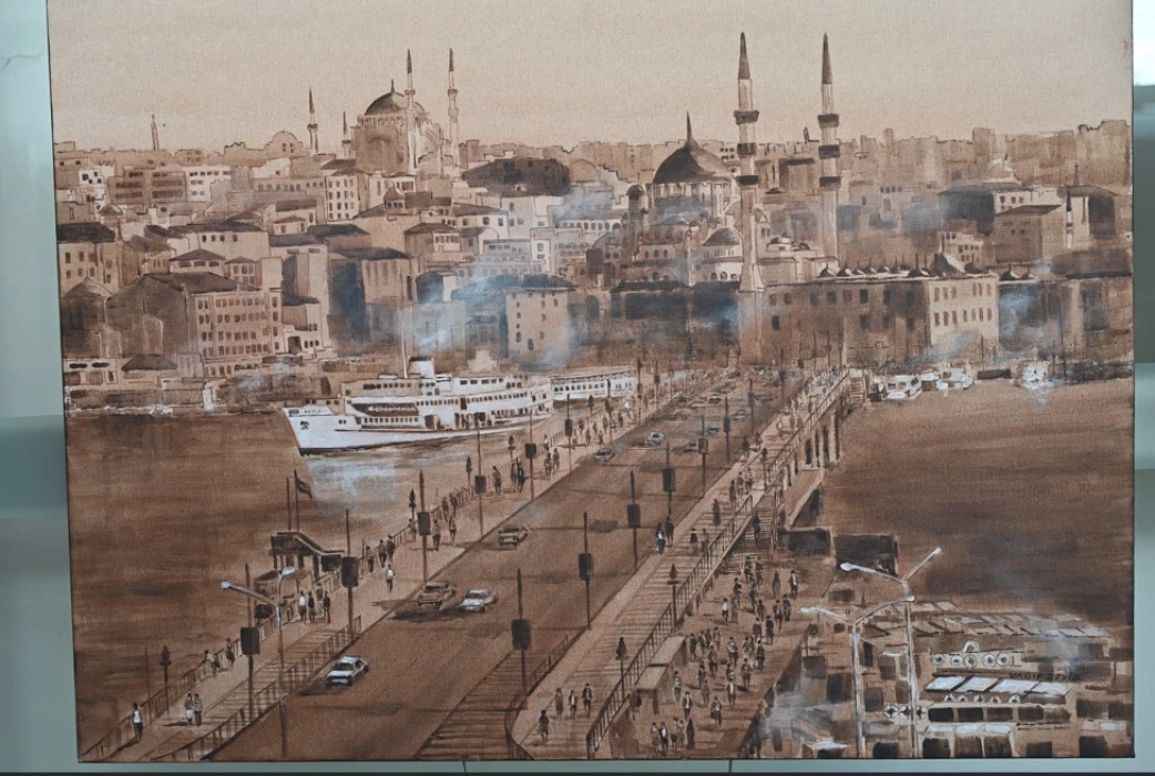 İstanbul'u gerçekten soyuta tuvale yansıtıyorlar