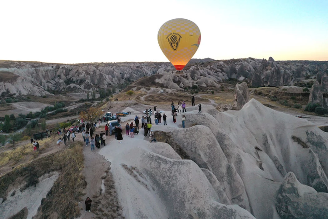 Çinli turistler 'Altın Hafta' tatilinde Kapadokya'yı hareketlendirdi
